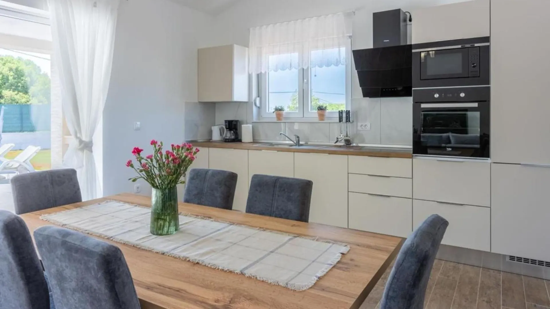 Three Bedroom Villa With Swiming Pool Raša Croatie